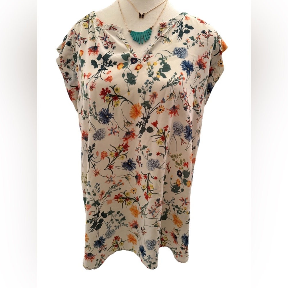 Pleione Pleated Floral Cap Sleeve High Low Hemline Women's Size M Top